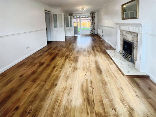 Markham Croft, Wolverhampton, West Midlands, WV9 - Photo 1