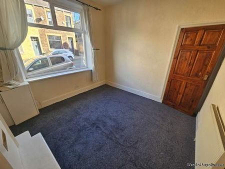 2 bedroom property to rent in Nelson - Photo 2