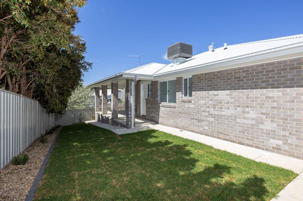 2/25 Clifton Street Bourkelands NSW - Photo 1