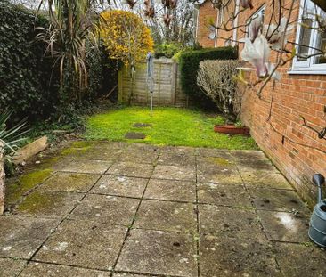 2 bedroom maisonette to rent - Photo 5