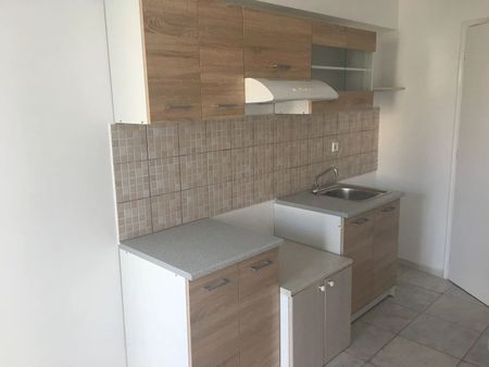 Studio/Γκαρσονιέρα για ενοικίαση - Πάτρα, - Φωτογραφία 2