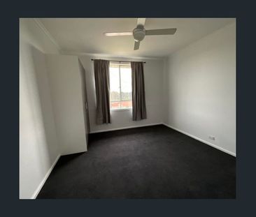 Updated family home - Photo 1