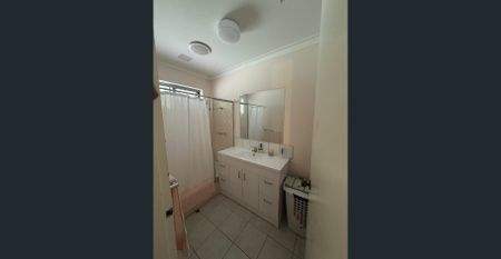 Exceptionally located 4 x 1 house - Photo 2