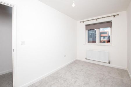 3 bedroom terraced house to rent - Photo 5