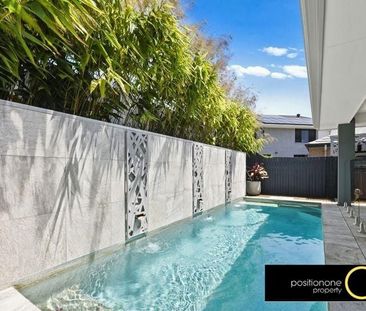 Spacious Family Home with Pool in Mango Hill - Photo 1