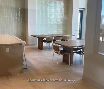 For Lease - 8960 Jane Street Unit# 326, Vaughan, Ontario - Photo 3