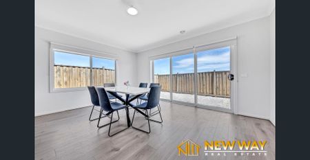 YOUR NEW HOME AWAITS IN BEVERIDGE - Photo 4