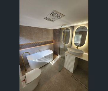 Serene luxury with valley views - Photo 6