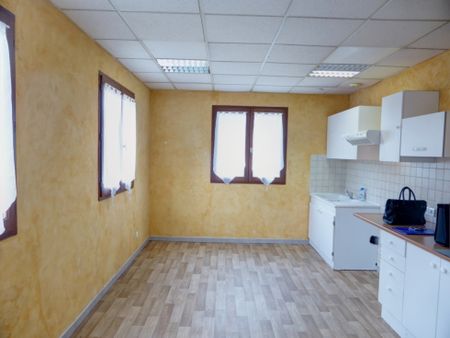 Appartement - 82,04 m² - 4 pièces - Photo 3