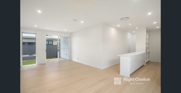 Modern Hamptons-Inspired Home - Photo 1