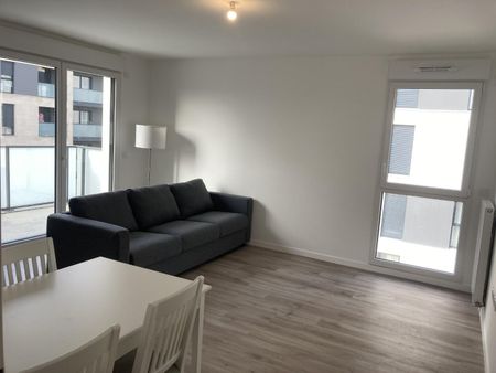 location Appartement T3 DE 66.36m² À CHAMPGNY SUR MARNE - Photo 3