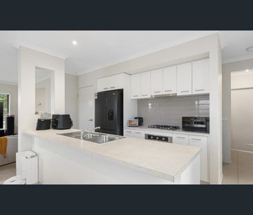 Fantastic family home in Clyde - Photo 6