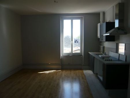 Location Appartement 3 pièces 69m² - Photo 2