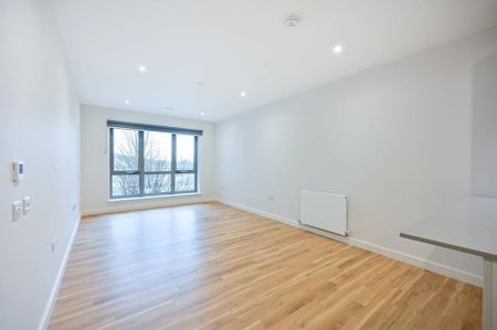 1 bedroom flat to rent - Photo 2