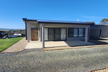 4 Abbott Street, Jindabyne. - Photo 3