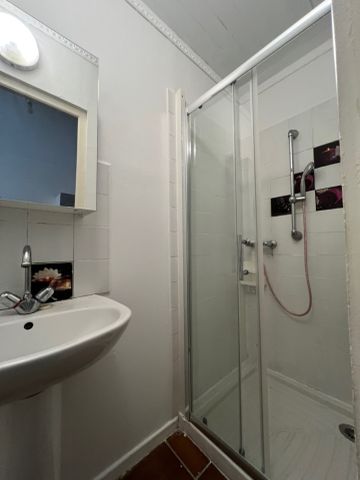 Location Appartement 1 pièce 33m² NARBONNE 11100 - Photo 4