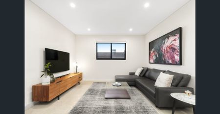 Spacious Atelier Apartment - Photo 2