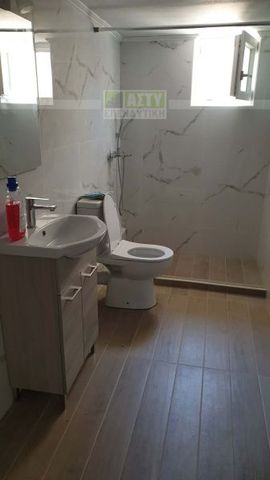 2 bedroom apts - CENTER - Photo 2