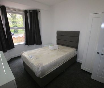 6 Bed Terraced House, St. Bartholomews Road, RG1 - Photo 4
