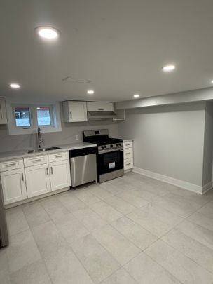 For Lease - 88 Spruce Street Unit# 5 (BSMT), Aurora, Ontario - Photo 1