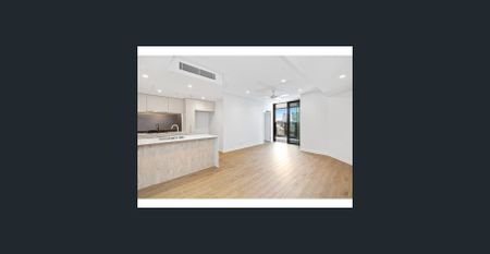 Unfurnished 2b2b apartment on 24th floor with balcony - Photo 3