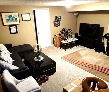 For Lease - 30 Needlewood Lane, Brampton, Ontario - Photo 6