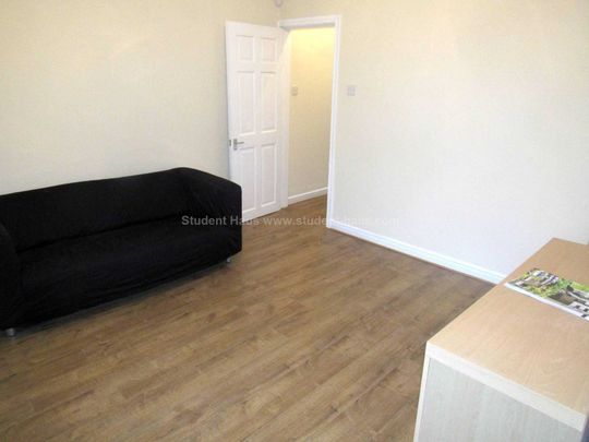 Blandford Road, Salford - Photo 1