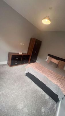 2 bedroom house to rent - Photo 1