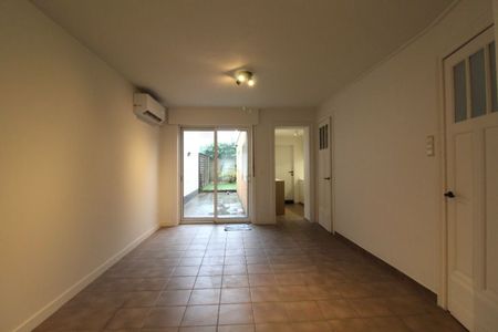 Gerenoveerde, energiezuinige woning te huur in de Stuivenbergstraat te Izegem - Photo 3