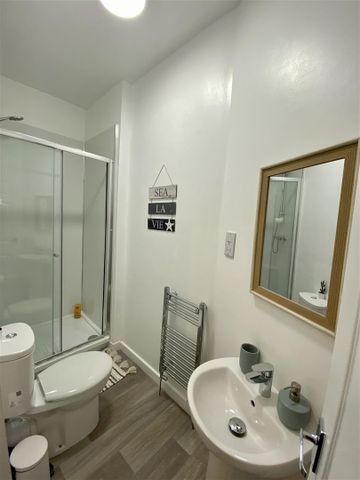 1 bed house share to rent in Ulster Street, Burnley, BB11 - Photo 2