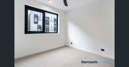 Bowden Beauty! Modern 2-Bed, 2-Bath Apartment with Balcony - Photo 2