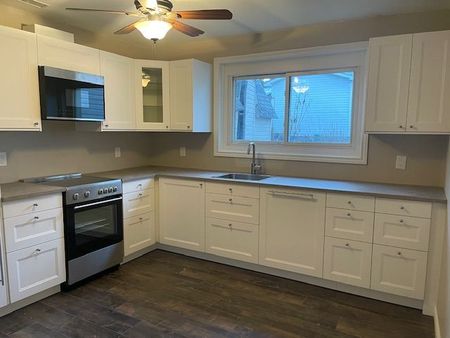 For Lease - 329 Thompson Road, London South, Ontario - Photo 3