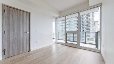 For Lease - 85 Mcmahon Drive Unit# 1101, Toronto, Ontario - Photo 2