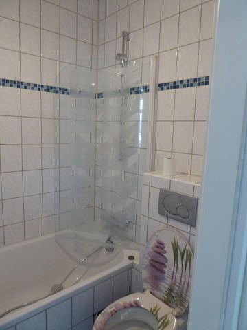 Döhren 3 Zimmer Küche und Bad, renoviert 66 qm - Photo 4
