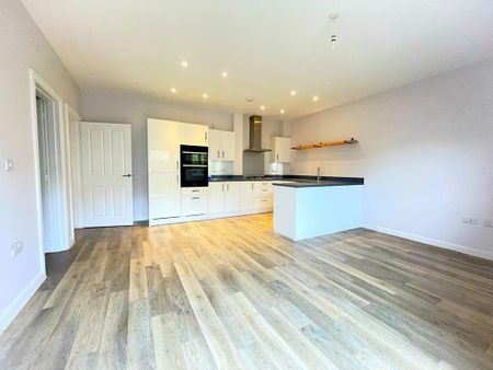 4 bedroom terraced house to rent - Photo 4