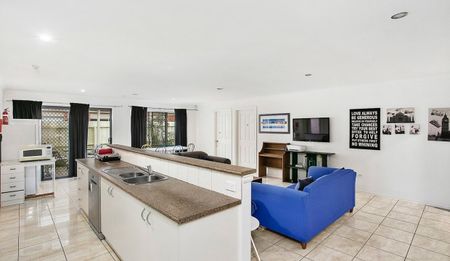 6 Lein Court - Photo 4
