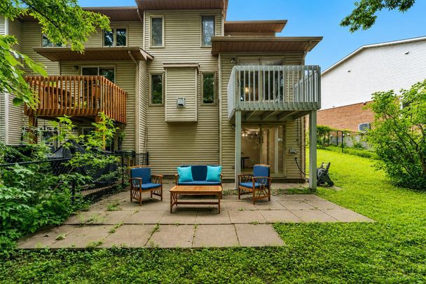 For Lease - 17 Ravenscroft Court, Stittsville - Munster - Richmond, Ontario - Photo 1