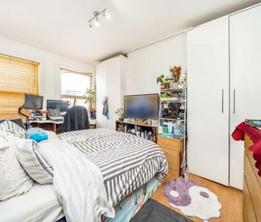 3 bedroom flat to rent - Photo 5