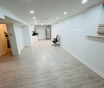 For Lease - 6636 Edenwood Drive Unit# Lower, Mississauga, Ontario - Photo 6