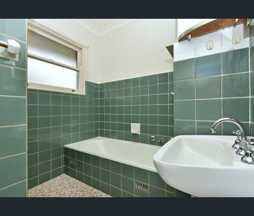 Situated just moments to South Turramurra - Photo 3