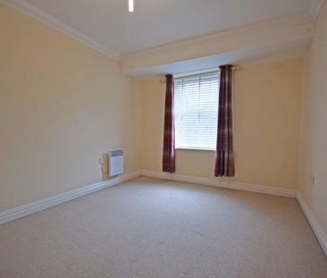 4 bedroom flat to rent - Photo 6