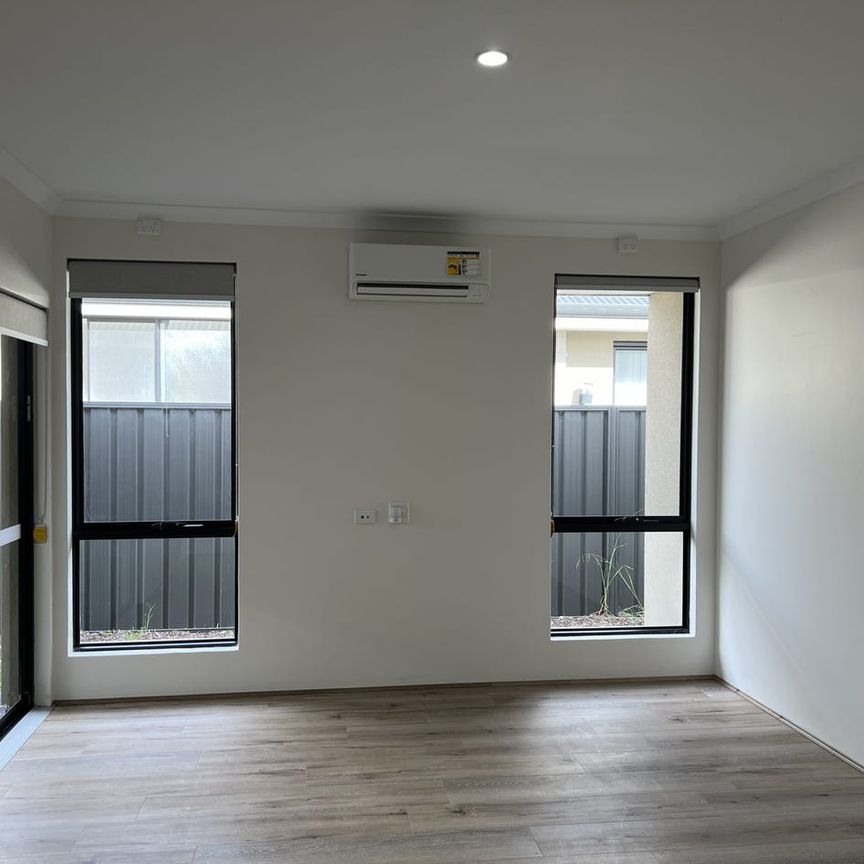 Low maintenance living - Photo 1