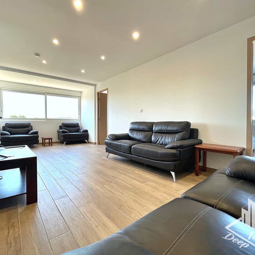 Location Appartement 4 pièces 79m² MARSEILLE 13ème - Photo 1
