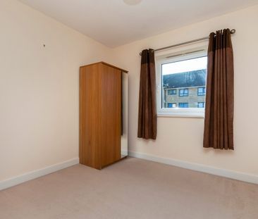 2 bedroom apartment to rent Kennet Court, Victoria Way, Woking, GU21 - Photo 3