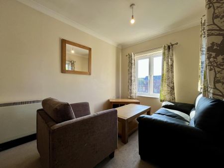 2 bedroom flat to rent - Photo 4