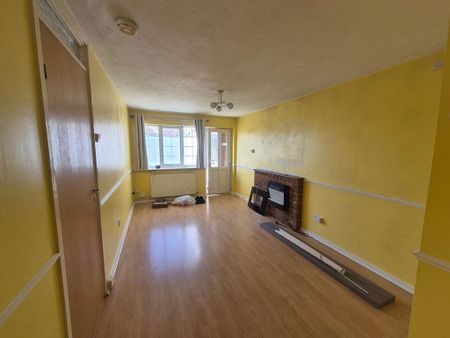 1 bedroom ground floor flat to rent - Photo 2