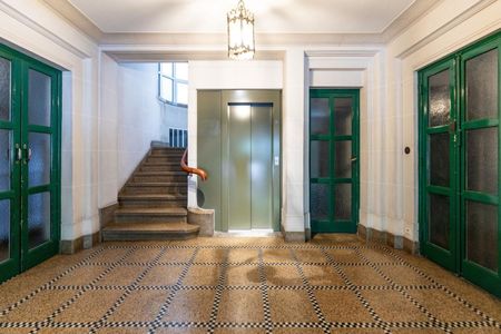 Beau Rez-De-Chaussée de caractère +/- 233 m² avec jardin - Photo 5