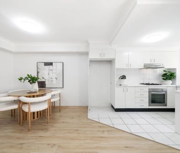 Designer Family Living on the First Floor | North Aspect - Photo 4