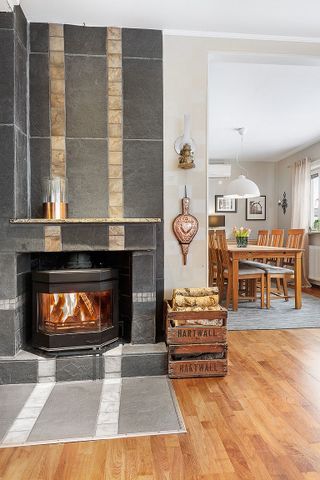 Mysigt hus med trädgård - Photo 2