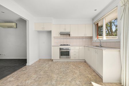 7/23 Wilfred Road, Ivanhoe East VIC 3079 - Photo 5